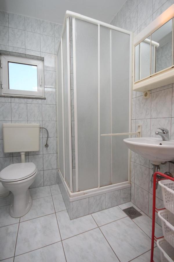 Rooms By The Sea Kustici, Pag - 6288 المظهر الخارجي الصورة